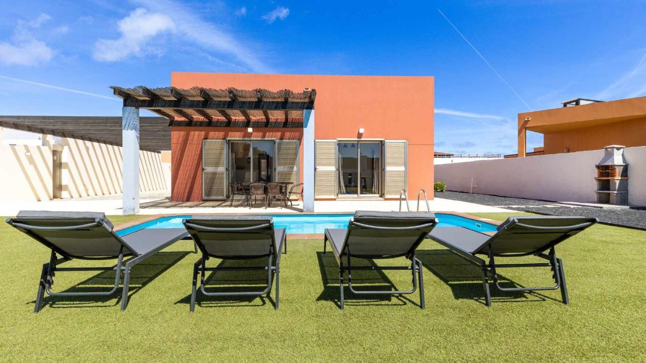 Villa Jarcia By Calima Villas Caleta De Fuste Exterior photo